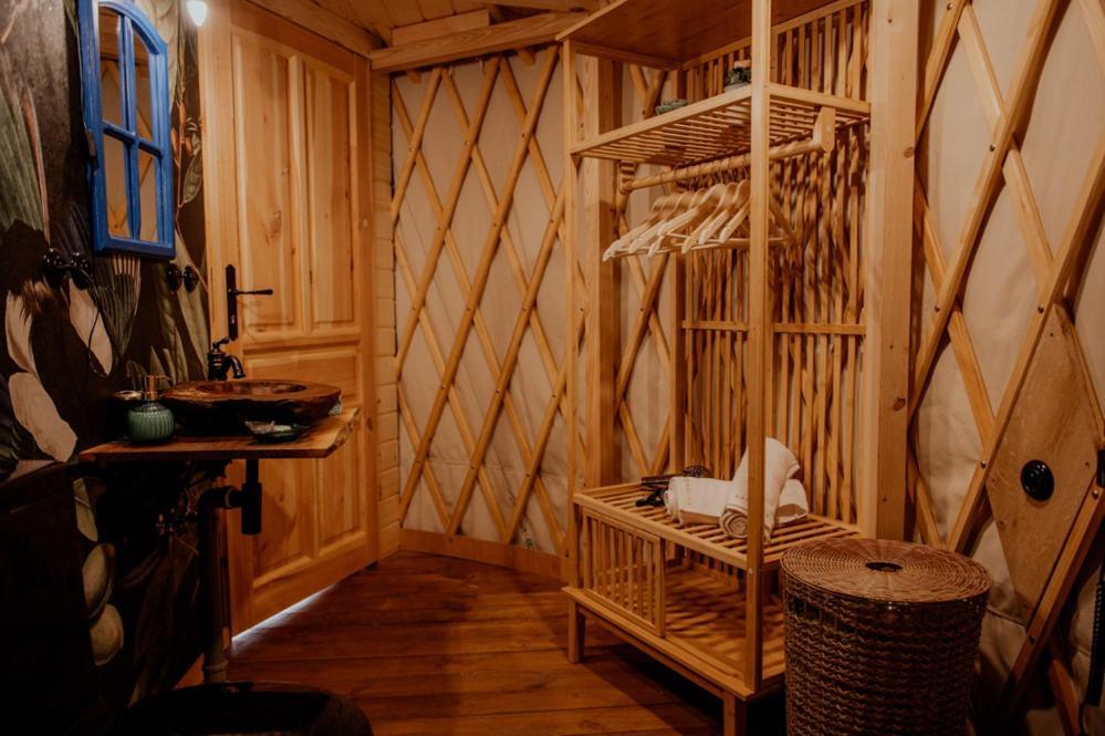 Jurty Z Widokiem, Prywatna Balia- Dzikolas Glamping Краснобруд Экстерьер фото